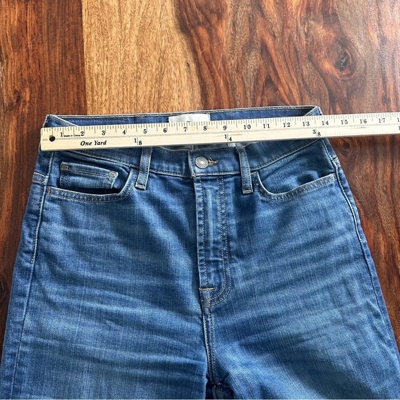 7 For All Mankind Light Wash easy Boot Jeans size 27 white label - Picture 8 of 11